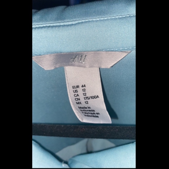 H&M Light Blue Blouse - Picture 4 of 4